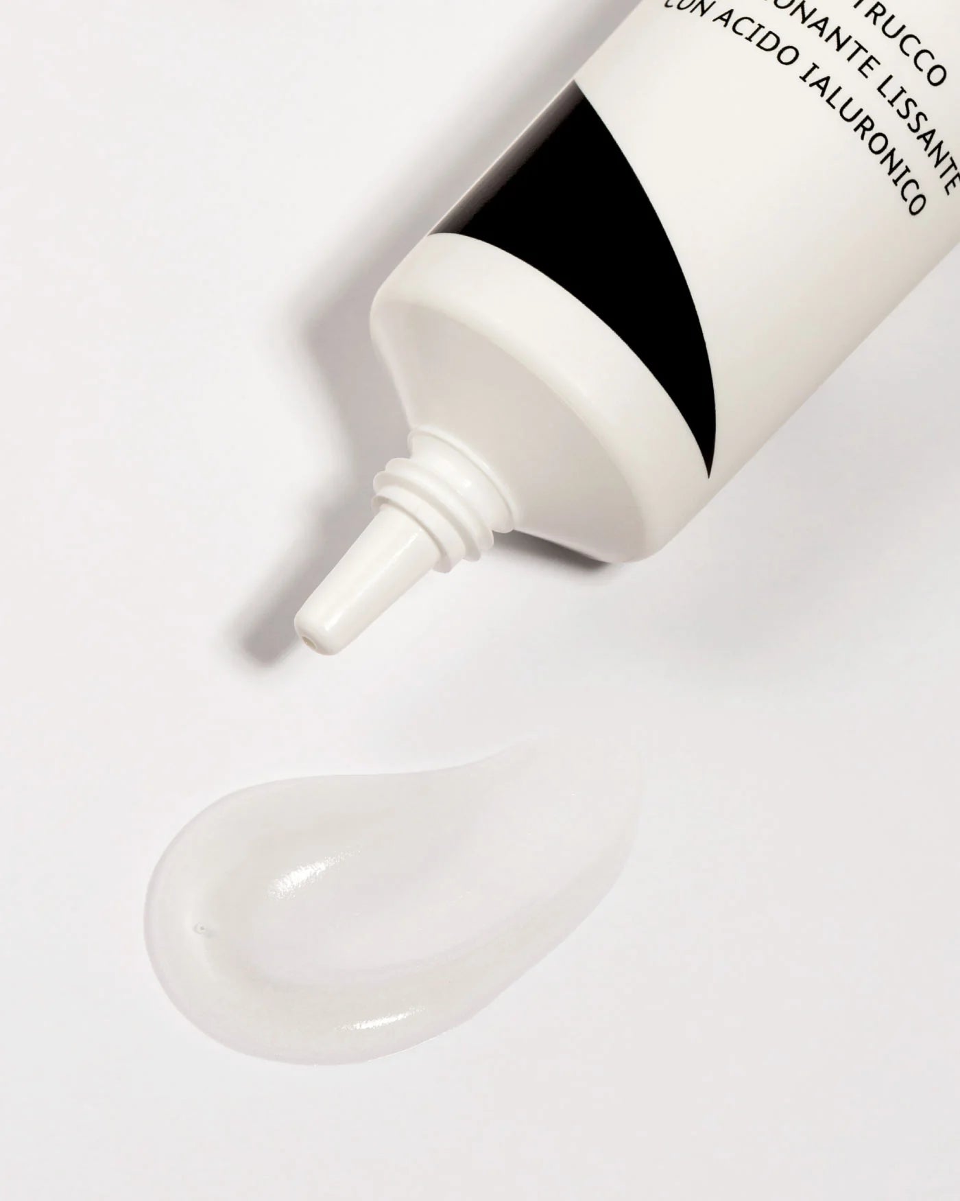 Astra Makeup - Zen Routine Primer Smoothing Effect
