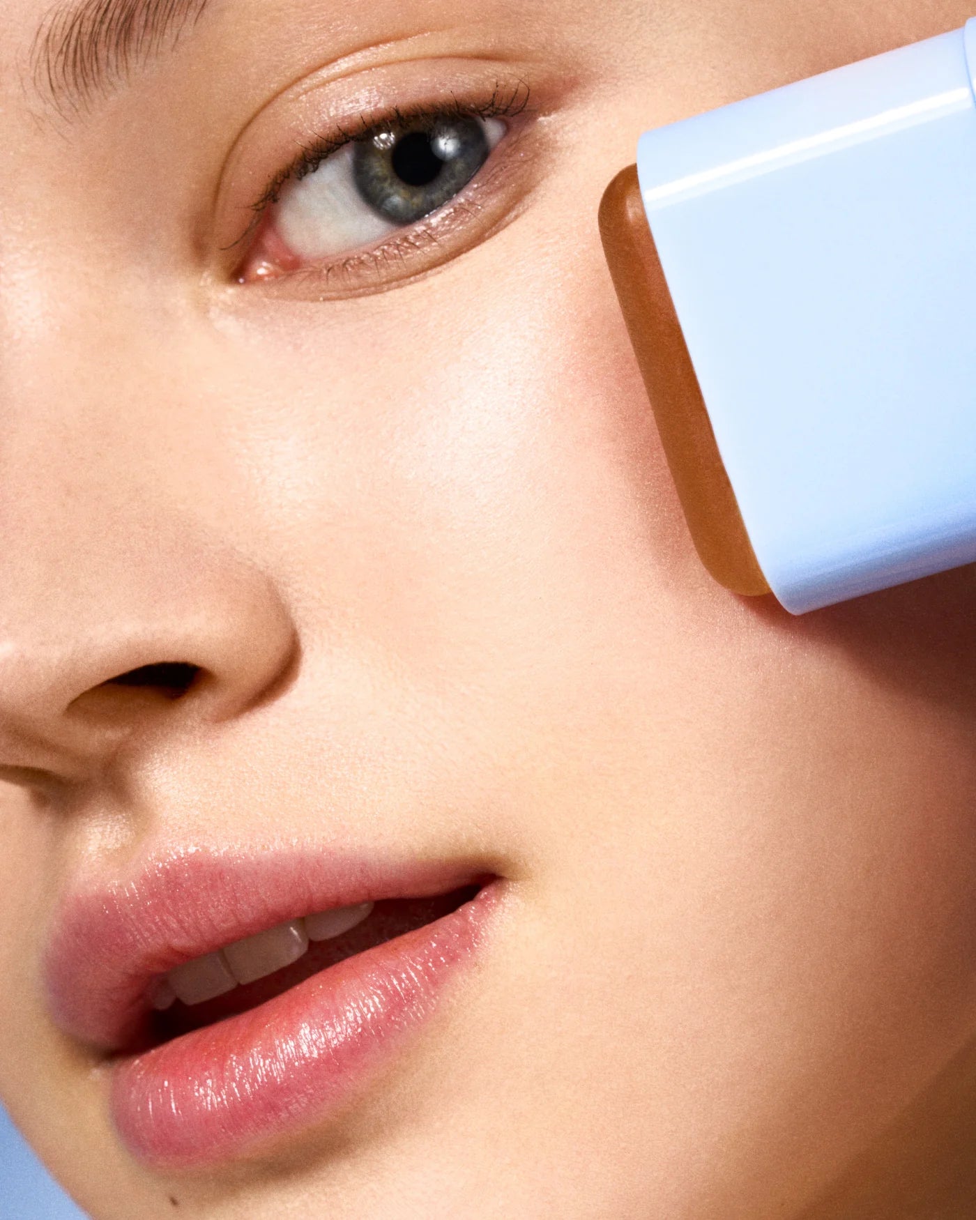 Astra makeup - Protezione solare spf 50 incolore